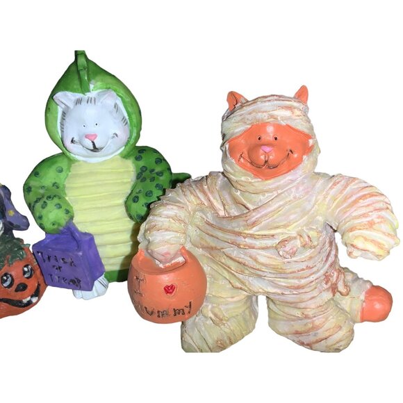 Halloween Figurines Set Of 4 - Witch Mummy Dinosaur & Frankenstein Designs - Picture 3 of 9